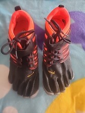 Vibram FiveFingers V-Train Size 8-8.5 Women's Cross-Training Shoes 17W6604