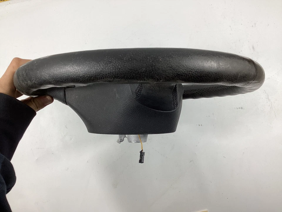 2008 - 2010 BMW 528I 5-й серии руль с элементами управления 32346774457 OEM. - Изображение 3 из 4