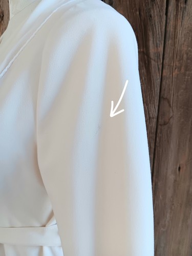 Vintage Sears Apostrophe elfenbeinfarbener leichter Velours Morgenmantel Damen klein bestickt - Bild 18 von 19