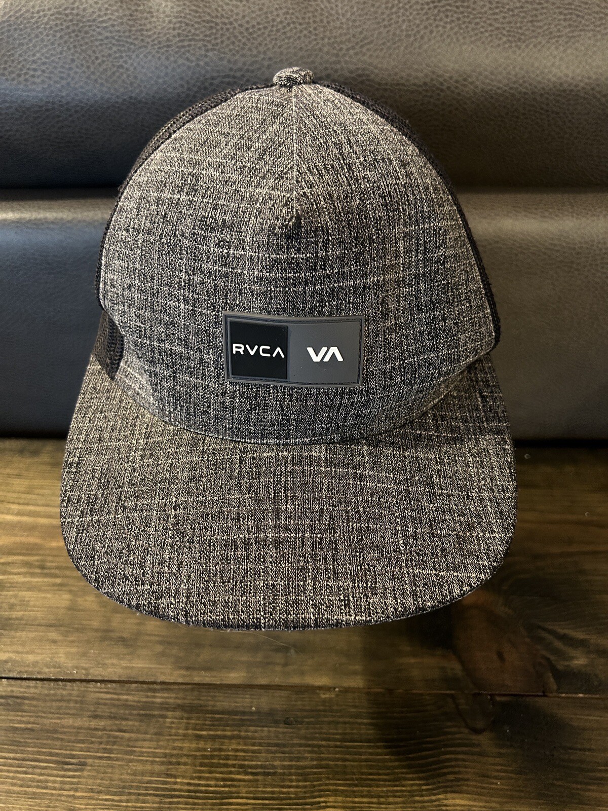 RVCA SNAPBACK Heather Gray Pattern Adjustable Mid… - image 1