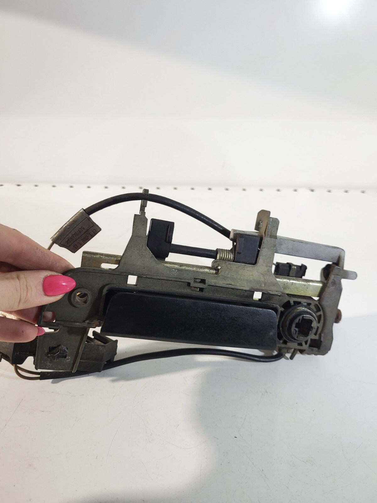 BMW E36 Front Left Door Handle Outer 51218199915 (51211960801) | eBay 