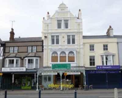 Photo 12x8 Pebble restaurant Llandudno Sandwiched between two charity sh c2021