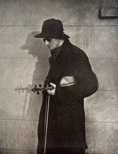 Striking portrait of a blind musician 1916 by Albert E Marley 1962-1939