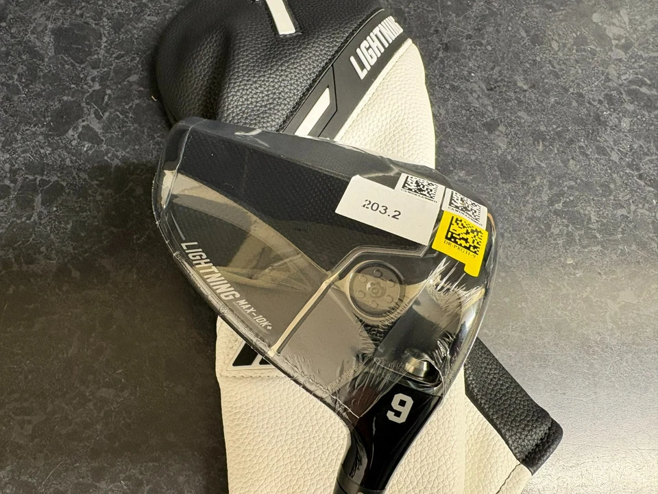 PXG LIGHTNING MAX 10K DRIVER - 9.0 DEGREE HZRDUS GEN 5 BLACK 60 6.0 STIFF SHAFT - Image 3 of 4