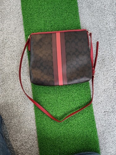Coach Purse- Over the Shoulder Bag (Red with Brown Coach Logo) - Bild 9 von 13