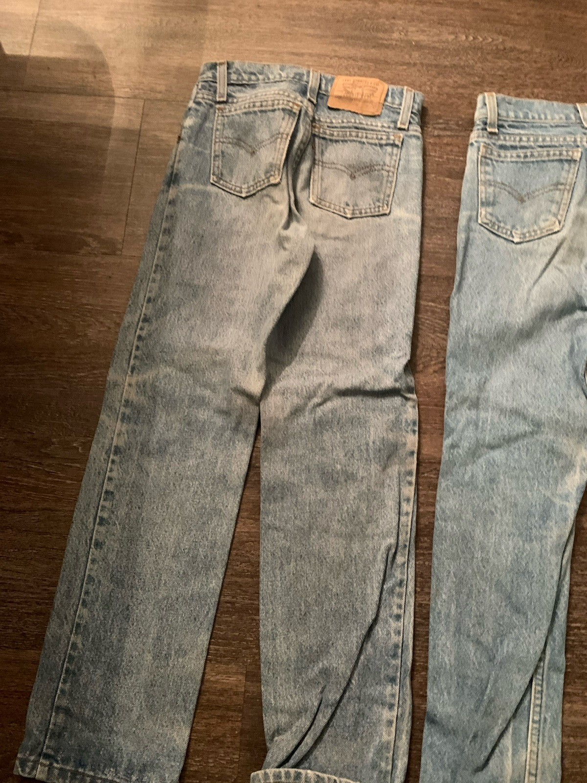 Picture 3 of 24