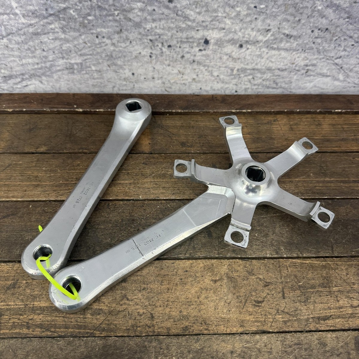 Vintage Shimano Dura-Ace FC-7402 Crankset 172.5mm 130 BCD Arms