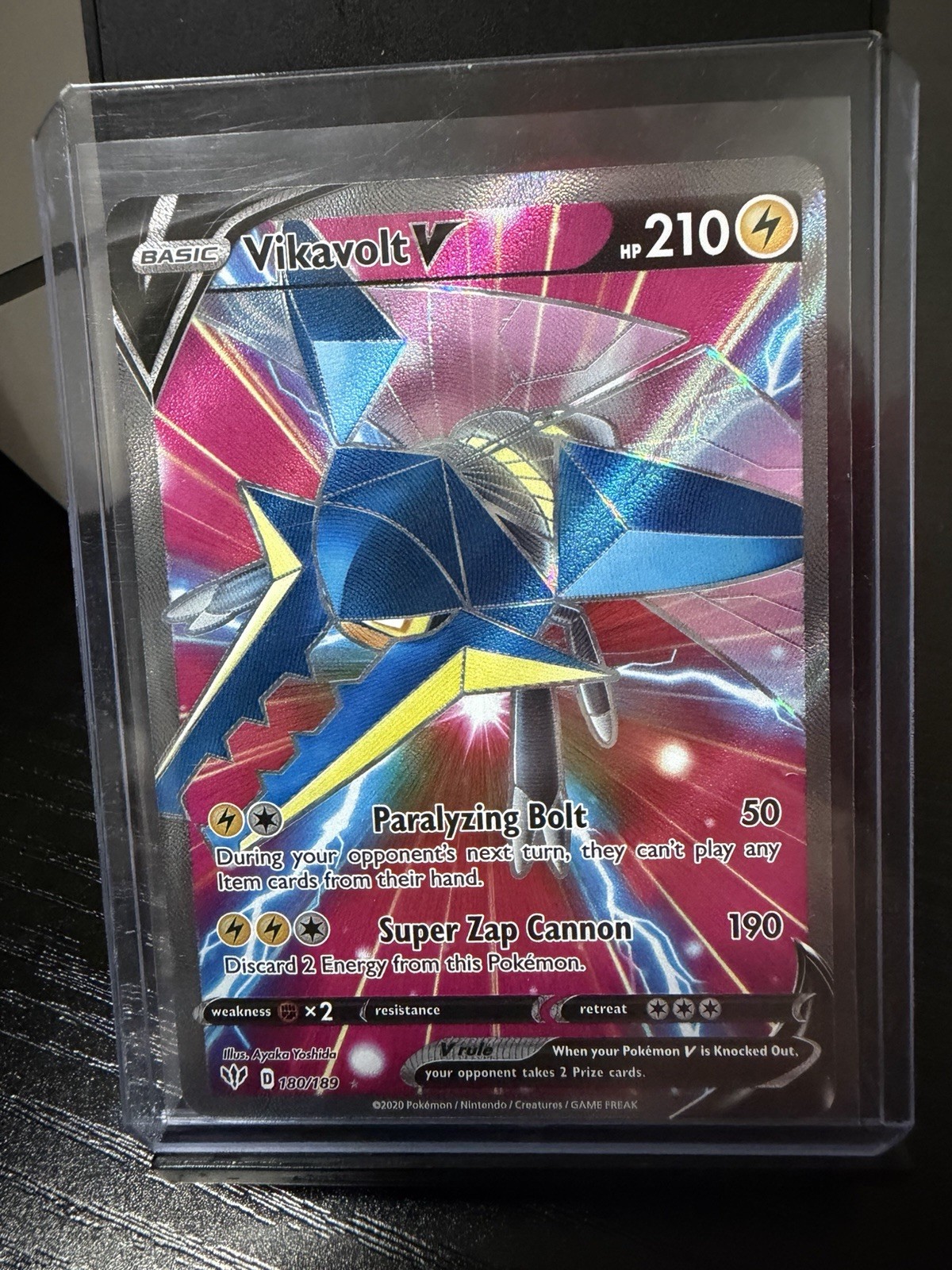 Pokemon TCG Vikavolt V Full Art Ultra Rare Holo SWSH03: Darkness Ablaze 180/189