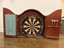 Winmau Blade I II Dartboard with Wooden Cabinet and Set of 3 Darts