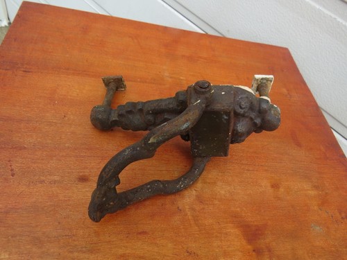 antique victorian cast iron door knocker - Picture 4 of 5