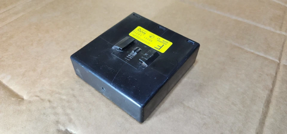 02-08 Subaru Forester JDM RHD Integrated Unit Module 88281 SA010 OEM - Image 3 of 4