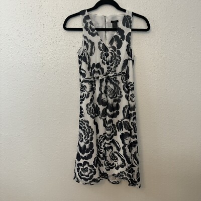 NWT ANN TAYLOR Factory White & Navy Blue Floral Dress Sz. 00P | eBay NWT ANN TAYLOR Factory White & Navy Blue Floral Dress Sz. 00P | eBay