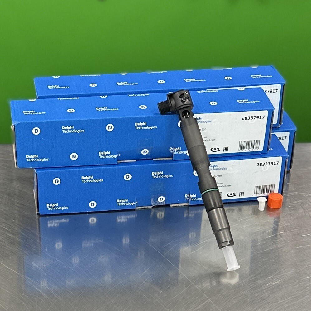 fuel injector genuine new delphi set of 4 for bobcat D24 doosan