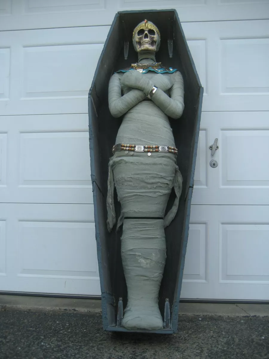 Halloween Life Size Coffin Casket Prop + Mummy ! 63" Tall ! 5 ...