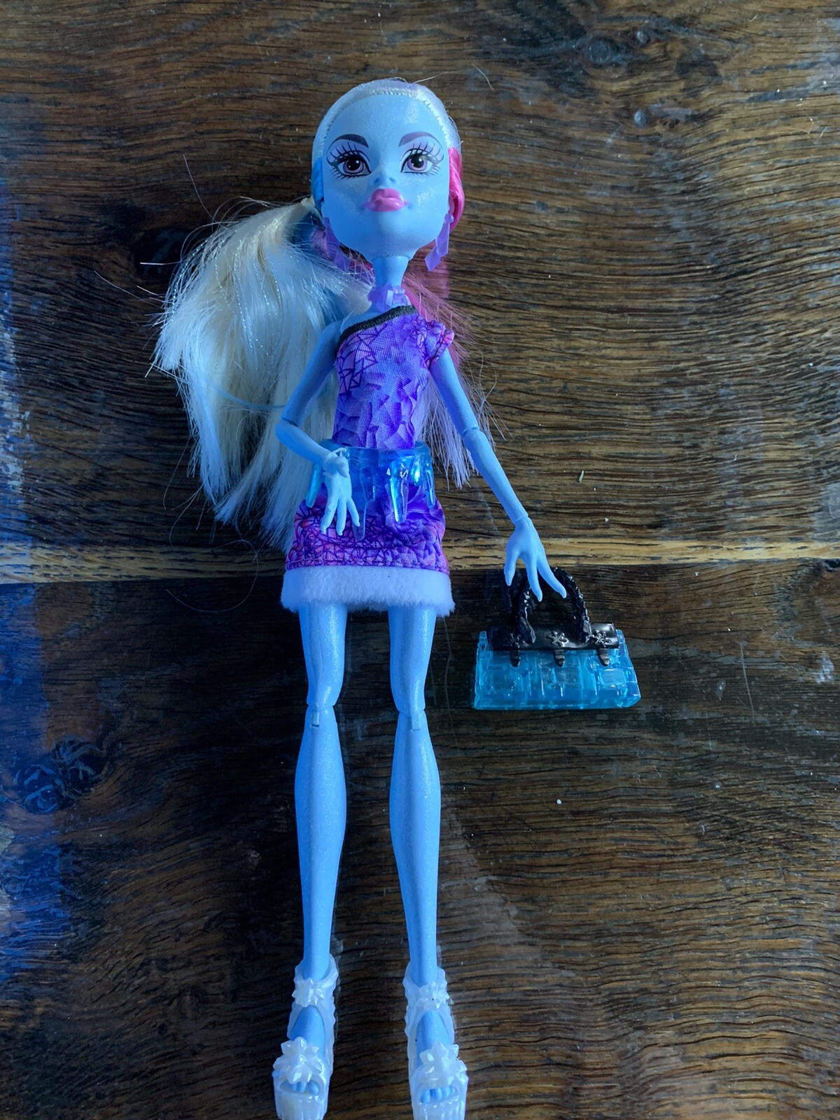 Foto 1 di 4