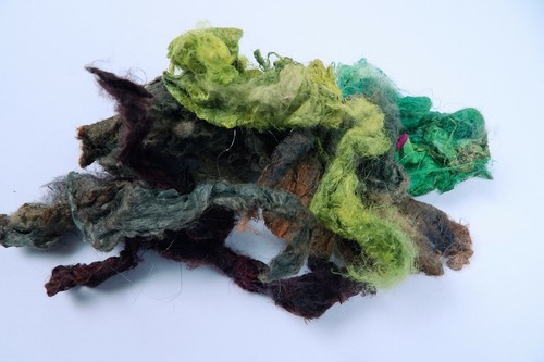 Hand Dyed Silk Carrier Rod Pieces Petal Leaf Felting Embellishing Textile Craft - Picture 35 of 56