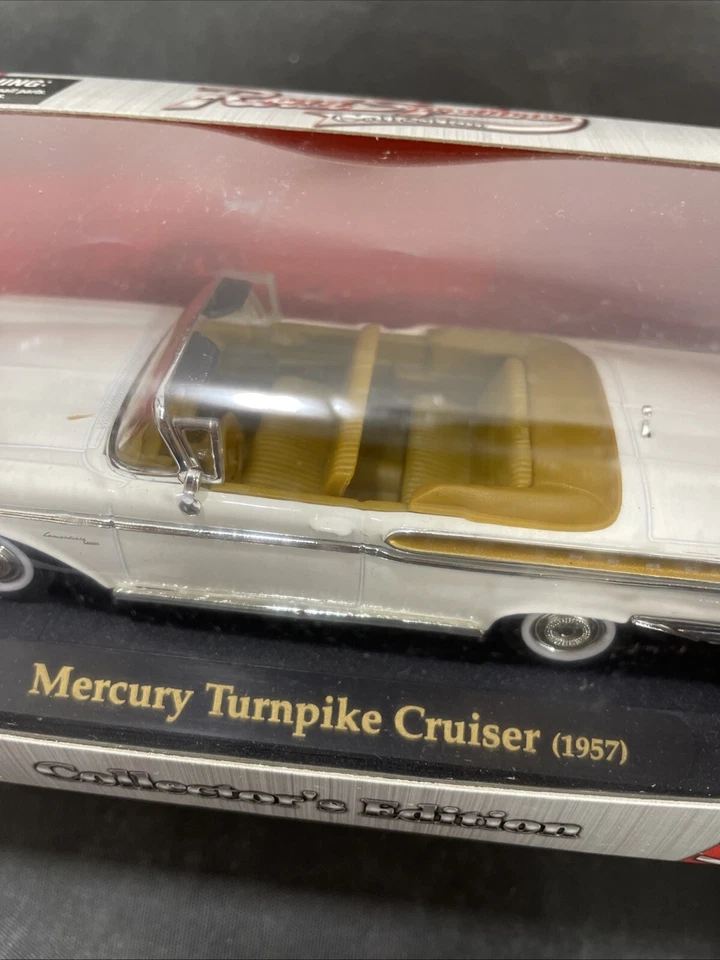 Yat Ming Road Signature White 1957 Mercury Turnpike Cruiser 1:43 - 2003 nuevo Foto 3 de 4