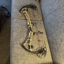 Bowtech Experience 50-60 Rh Bow 26.5-31”  Upgraded Solid Limbs Not Laminated