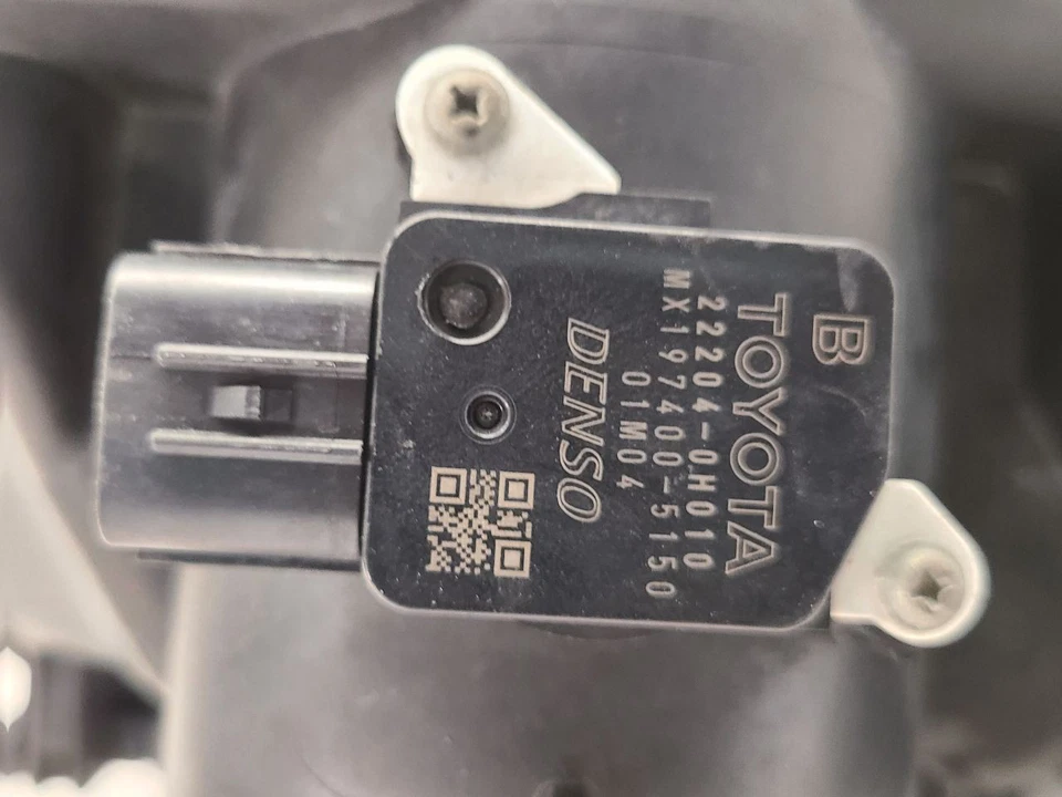 2009 - 2016 TOYOTA VENZA Air Cleaner 3.5L 2GRFE Engine 6 Cylinder  - Imagem 4 de 4