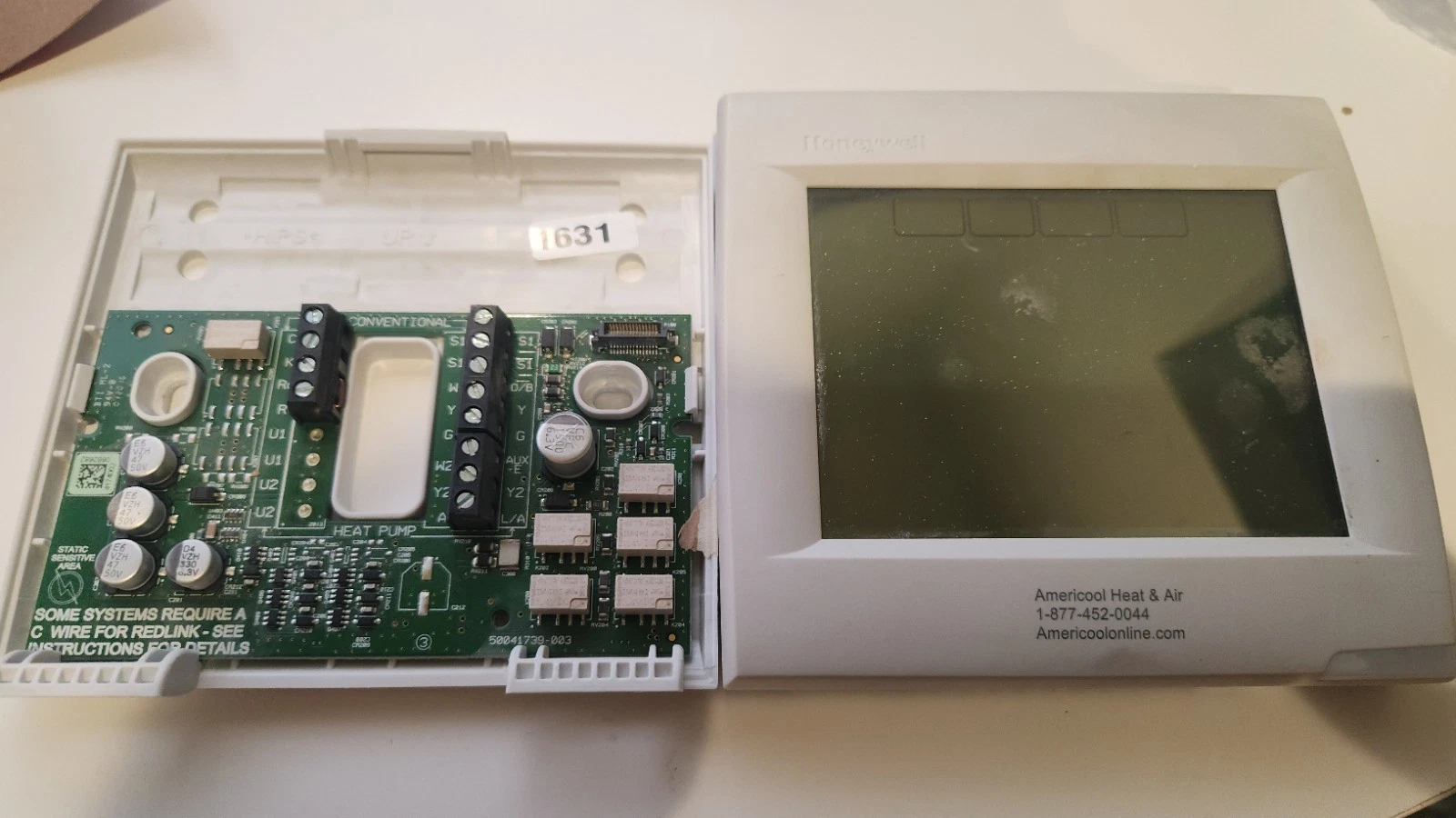 Honeywell TH8320R1003 VisionPRO 8000 RedLink Digital Thermostat