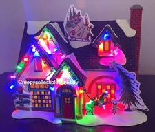 Dept 56 Christmas Lane "The Grinch House" NIB Lit Ceramic Collectible