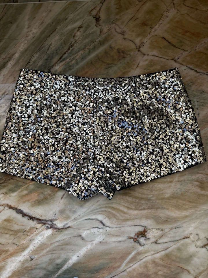 Pantalones cortos de lentejuelas para mujer Bebe. Plata/negro. Talla 00 Foto 2 de 4