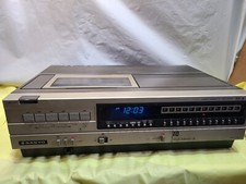 Sanyo 3900-II BETA Video Tape Recorder, 1982, for Parts/Repair AS IS, turns on