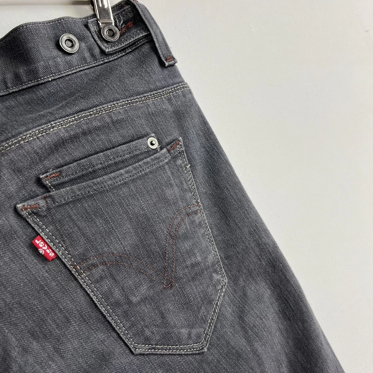 Levi's 511 red clearance tab