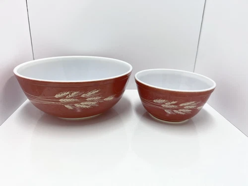 Autumn Harvest Pyrex Small and Medium Bowl