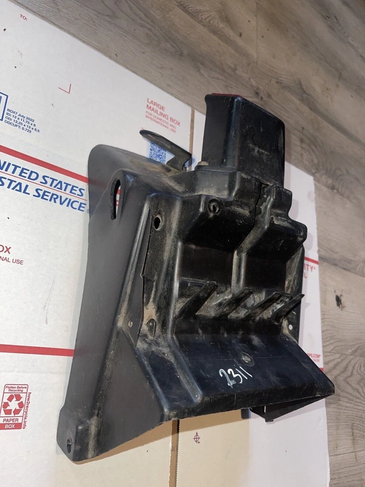 Soporte de montaje de matrícula 1990 Yamaha FZR600R FZR 600 FZR600 90 Foto 2 de 4