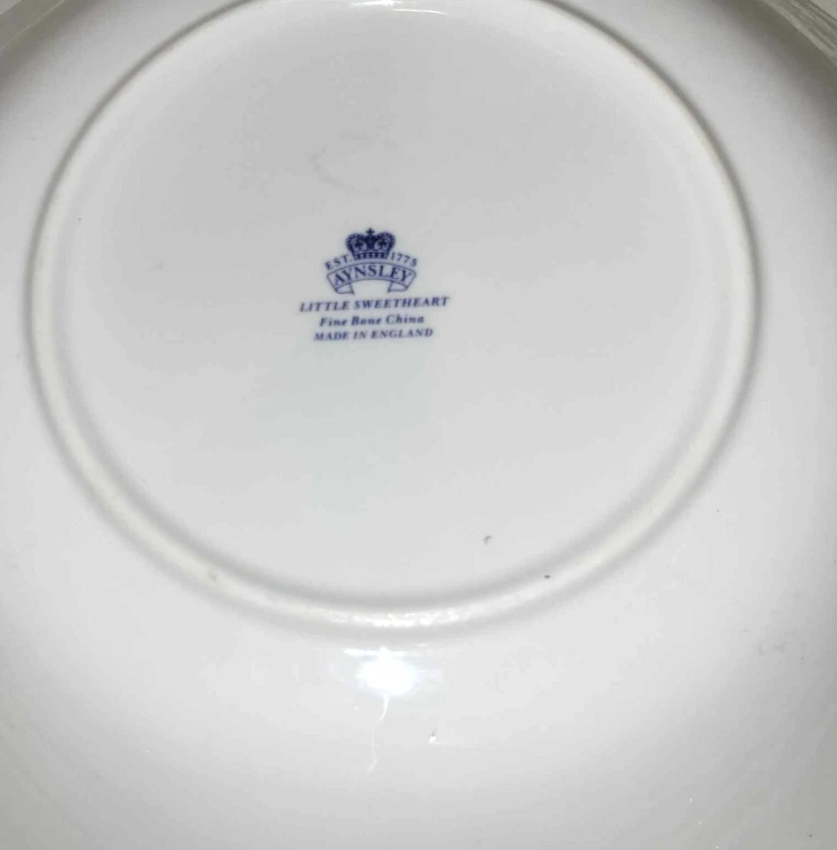 Aynsley Little Sweetheart Vegetable serving dish Fruit Centre Bowl 10" - Image 2 of 2