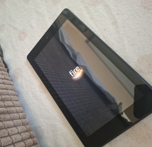 Amazon Fire 7 Tablet 9th Generation - Picture 12 of 14