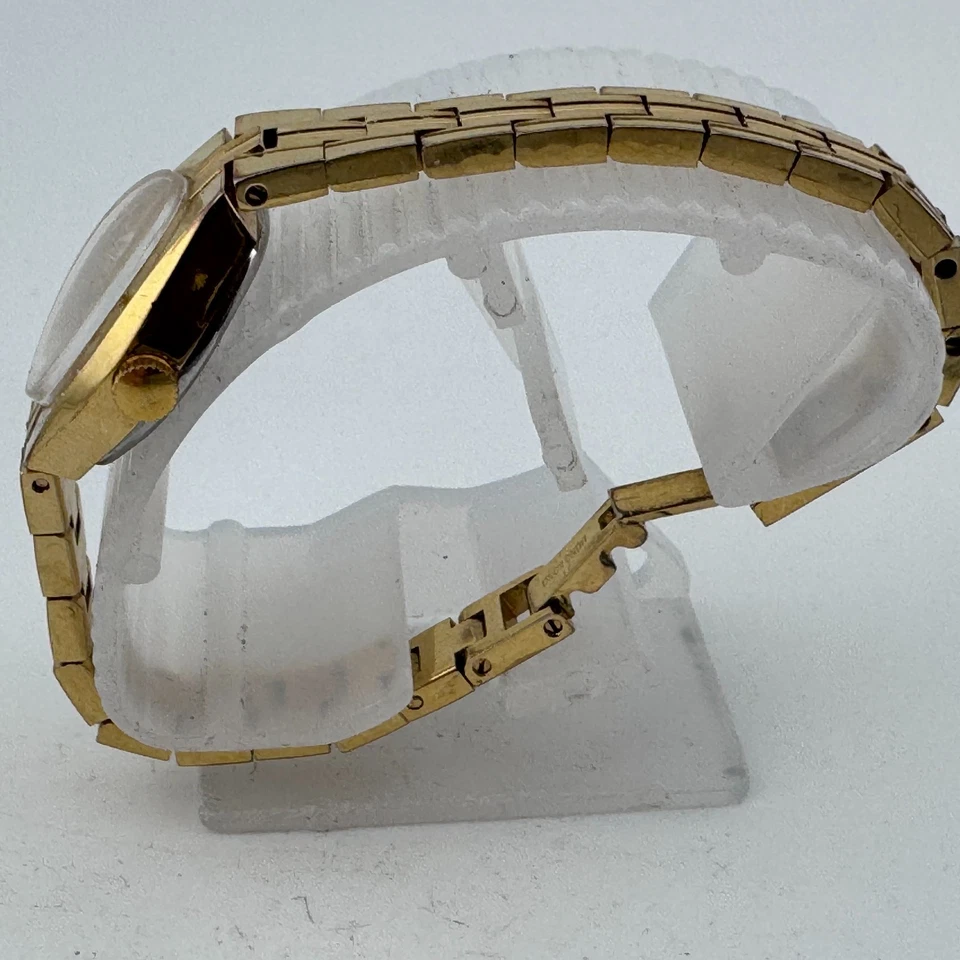 Reloj de Cuarzo Helbros Vintage Mujer Tono Dorado Ovalado Analógico Batería Nueva 5.75" Foto 4 de 4