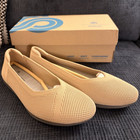 Clarks Cushioned Cloudsteppers Knit Ballet Flats Womens US 9 M Beige Slip On — photo 1