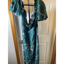 Express Women XL Teal Green Floral Smocked Off the Shoulder Maxi Dress Ruffle