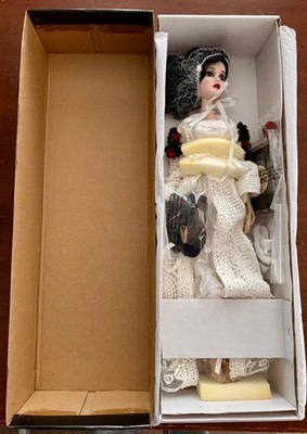 TONNER WILDE IMAGINATION EVANGELINE GHASTLY  WILTED ROSES DOLL LE NRFB