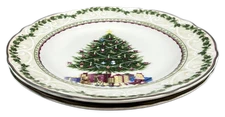 Noble Excellence Holly Tree Salad Plate Christmas Tree Set of 2