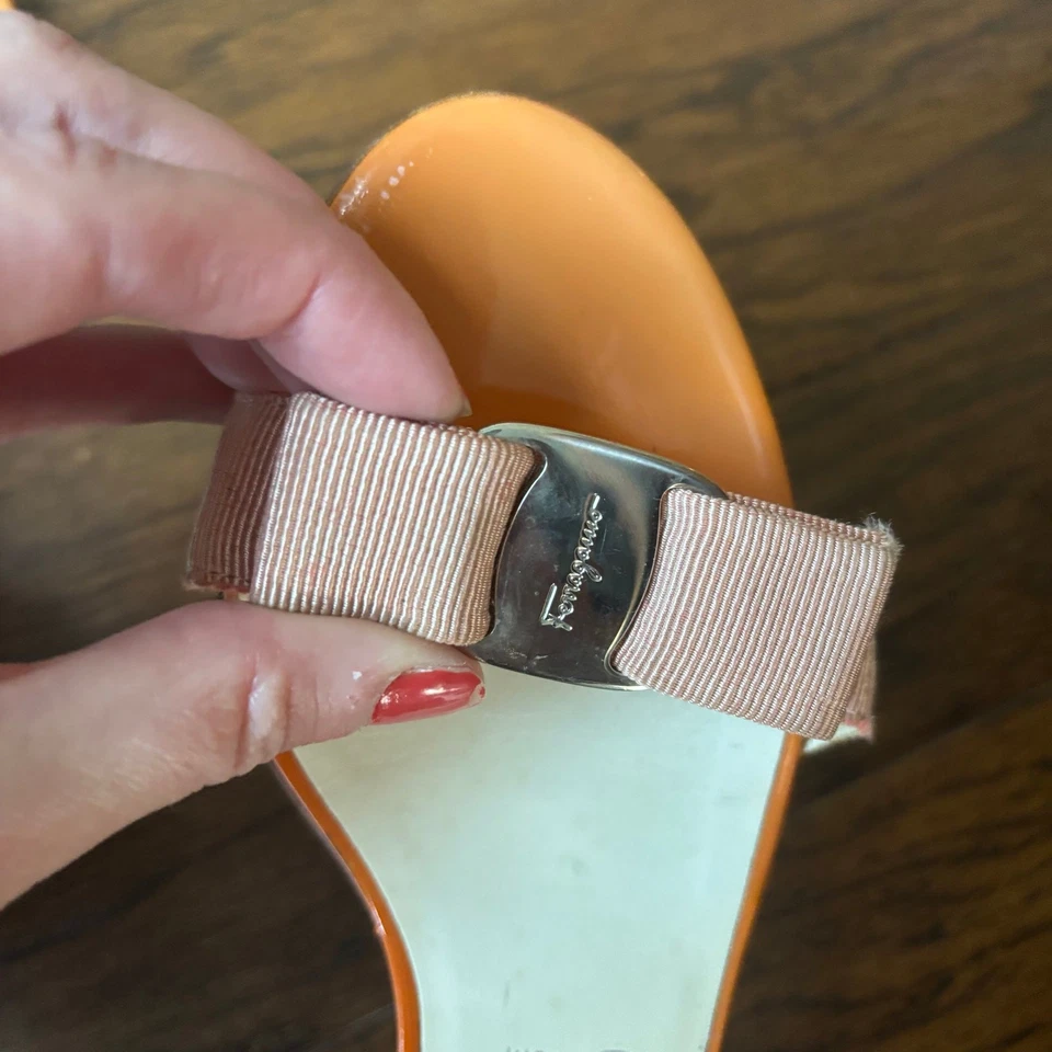 De colección Salvatore Ferragamo Mujer’s Cuero Naranja Gatito Tacones 6.5 Slingback  Foto 4 de 4