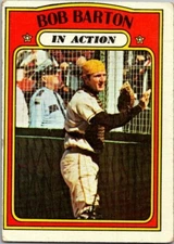 1972 Topps Baseball Bob Barton in Action