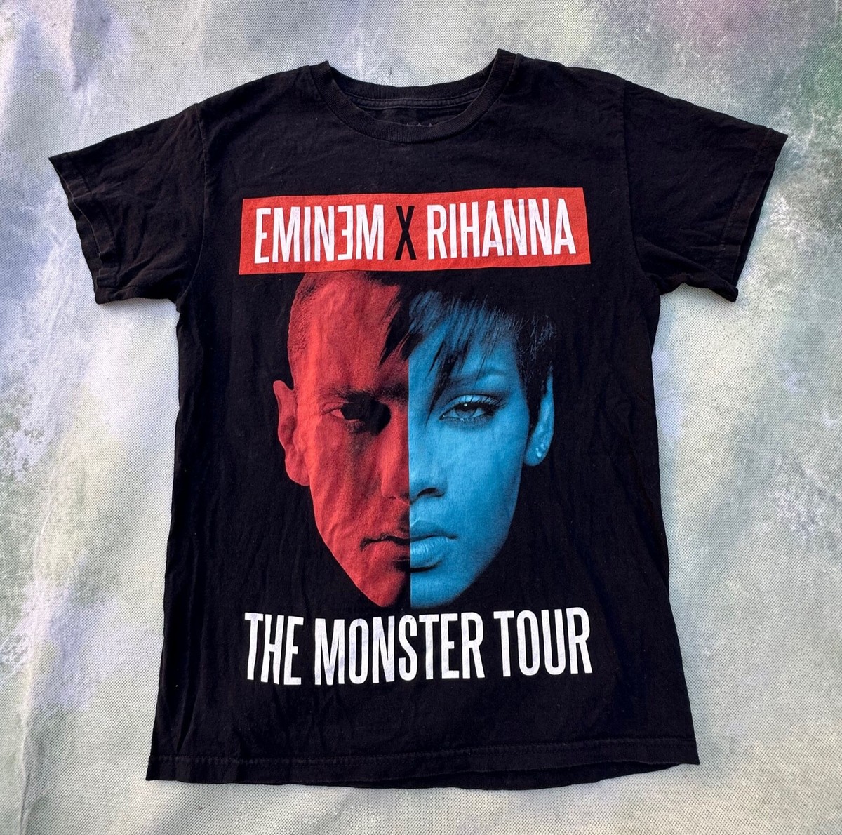 Eminem x Rihanna The Monster Tour Tシャツ Eminem X Rihanna The Monster Tour Men's Double Sided T-Shirt