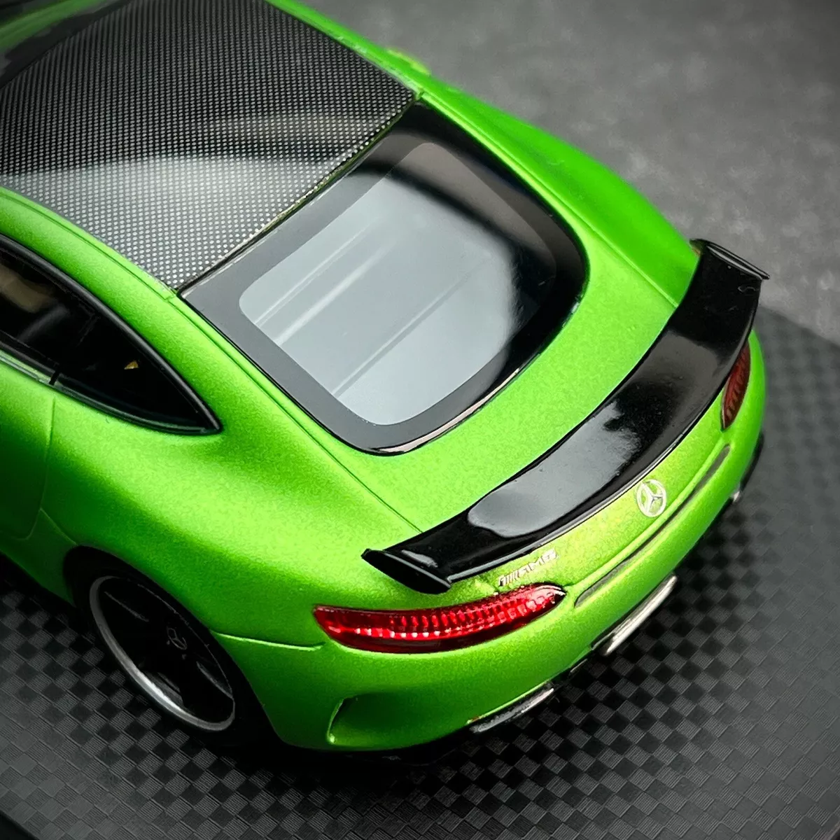 Unboxing: Almost Real 1/43 - MERCEDES AMG GT-R 2017