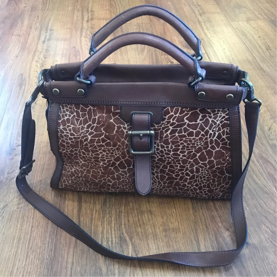 NWT Fossil leather tote with giraffe print calf hair handbag includes crossbody