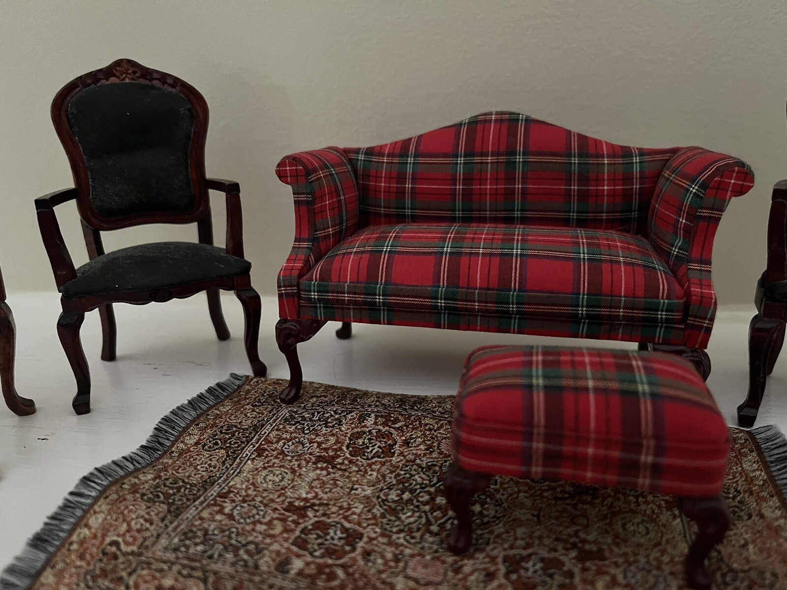 7 pc. vintage Wooden Doll House Living Room Furniture, RADIO, RUG