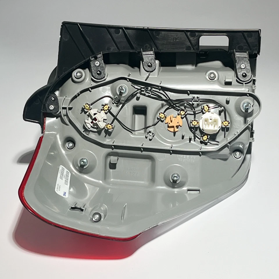 Luz trasera derecha para Toyota 4Runner Limited SR5 2010-2013 modelos lado del pasajero Foto 4 de 4