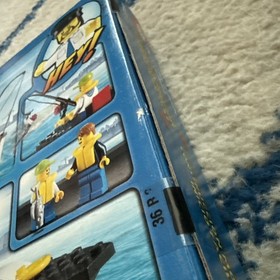 LEGO City Fishing Boat 4642 Factory Sealed Retired New in Box 2011