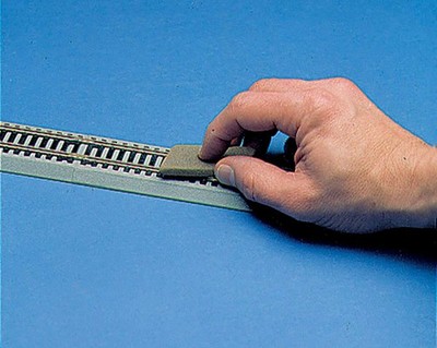 SceneMaster Bright Boy Cleaner Standard Grit Abrasive Track Toy Model Trains