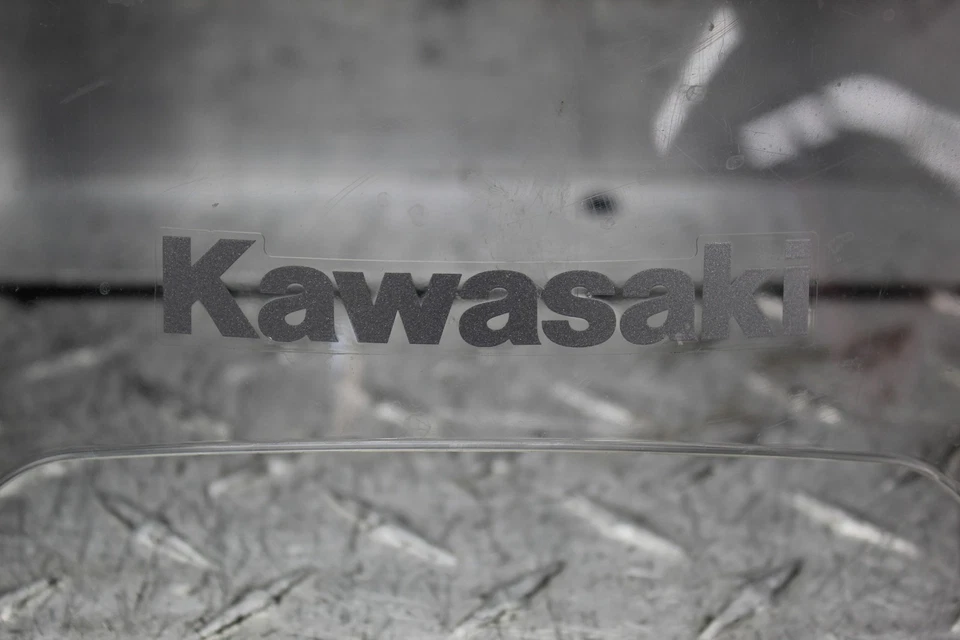 2015 KAWASAKI VERSYS 650 KLE650F WINDSHIELD - Image 3 of 4