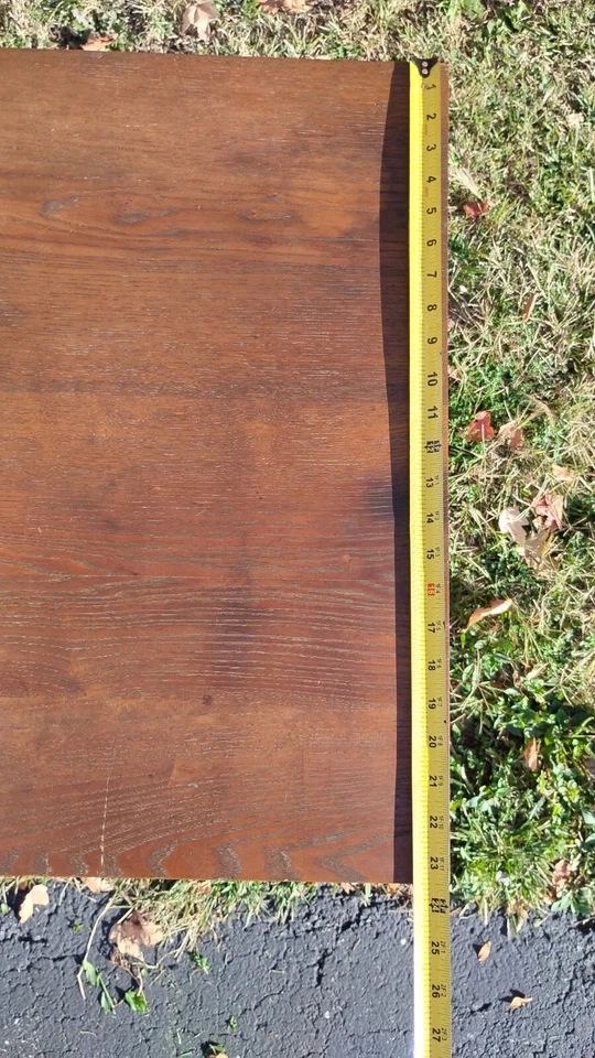 Antigua lámpara de salón victoriana mesa con estante patas torneadas y patas de garra de bola de vidrio Foto 4 de 4