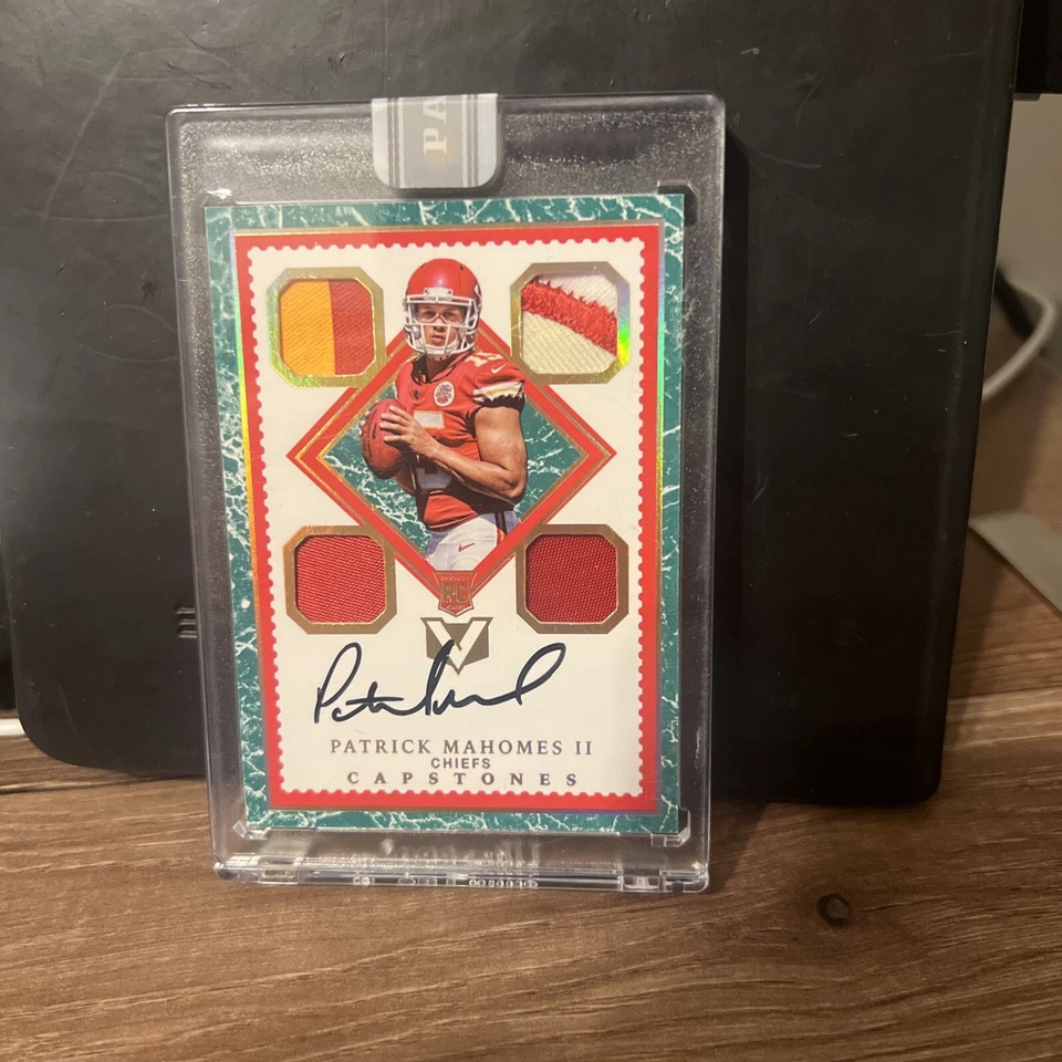 2017 Patrick Mahomes Panini Vertex - Marble Rookie Capstones Quad Patch Auto 1/1 - Image 2 of 4