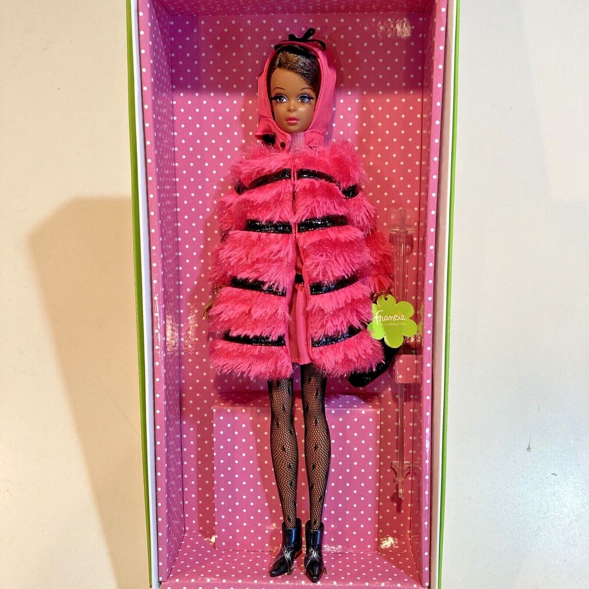 FRANCIE Fuchsia & Fur Reproduction Barbie GOLD LABEL Mattel FRANCIE Fuchsia & Fur Reproduction Barbie GOLD LABEL Mattel